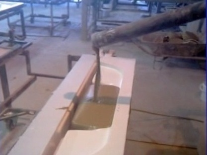 Pumping Sand and Resins in Shower Tray Manufacture